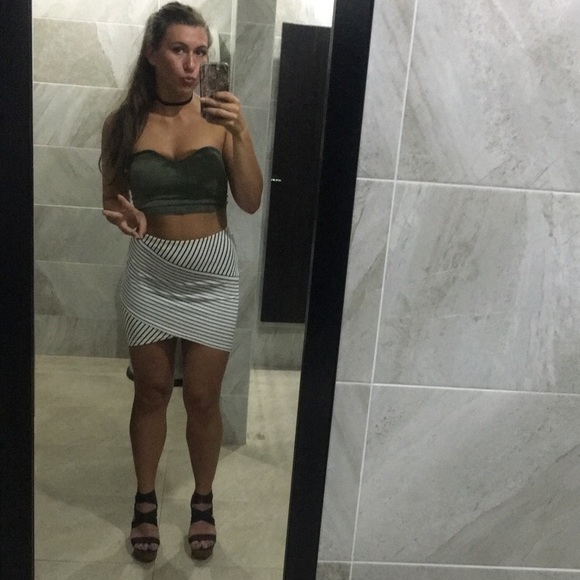 Meet your Posher, Paige - Picture 1 of 1